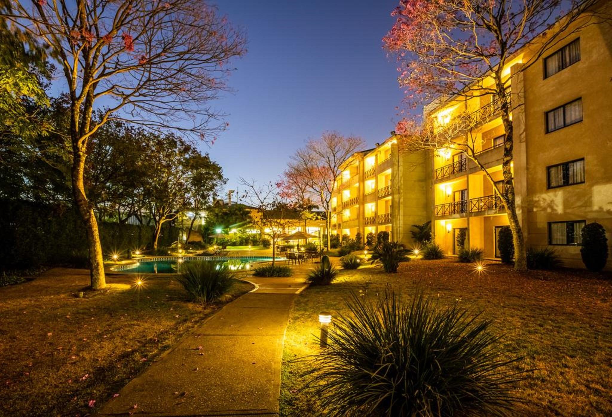 Hotel Panamby Guarulhos Bagian luar foto